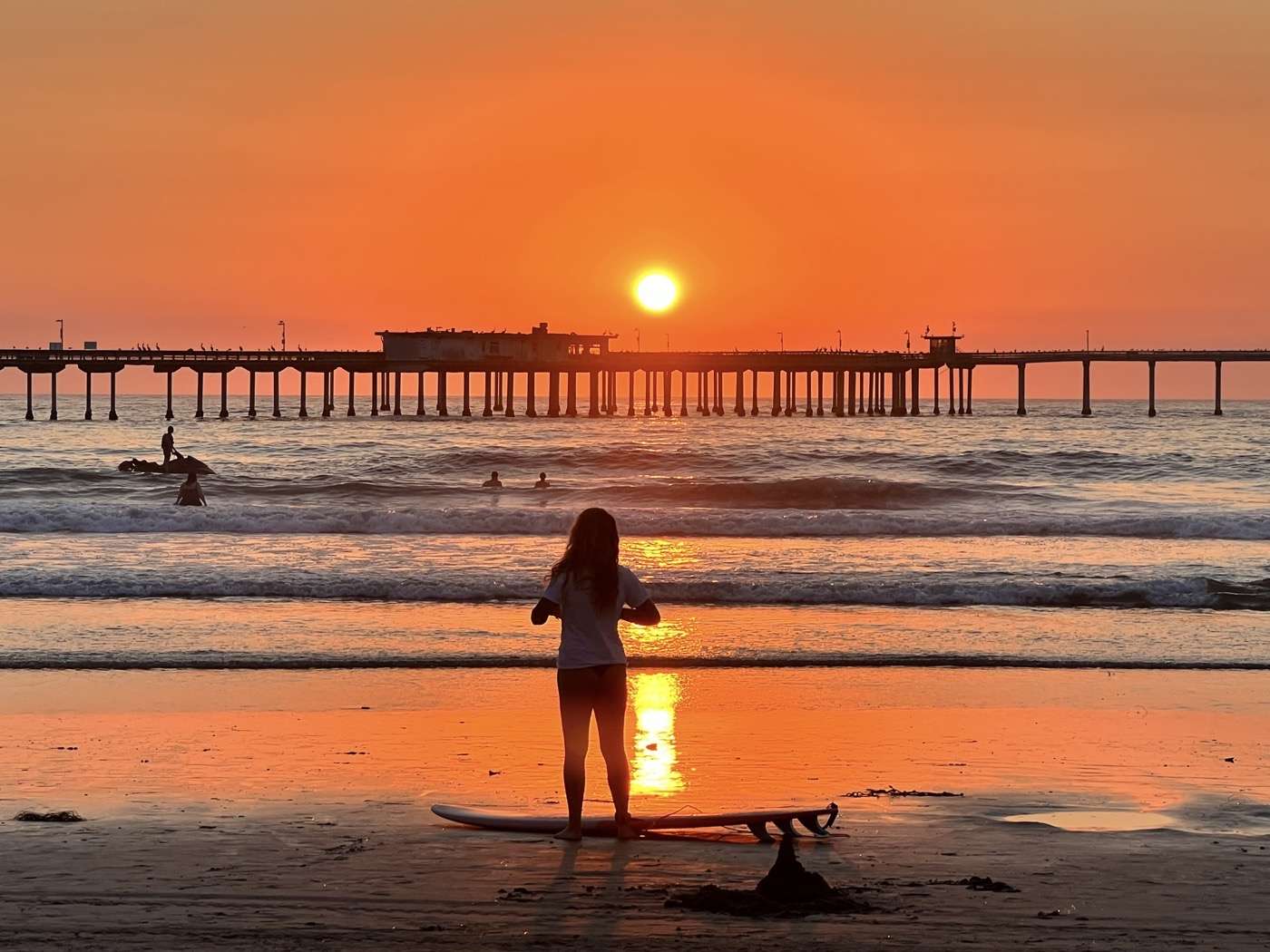 Sunset : Colors are magnificent while I am watching the west. It is sunset for me, but it a new dawn rises in Europe, it feels good and peaceful.